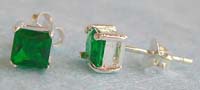 Sterling jewelry online cztalog, silver stud earring with green cz